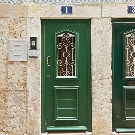 Apartment 2 Bedroom, 2 Bathroom - Travessa Da Madalena