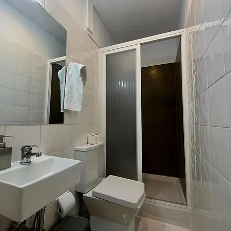 Apartment 2 Bedroom, 2 Bathroom - Travessa Da Madalena *